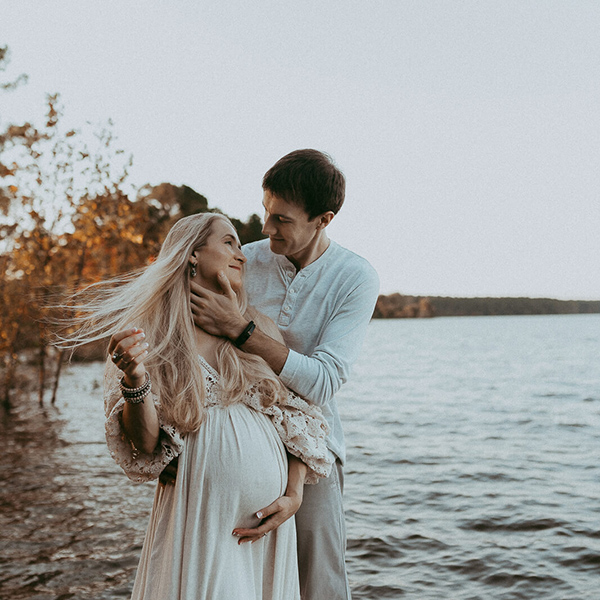 Raleigh NC maternity and newborn photographer review