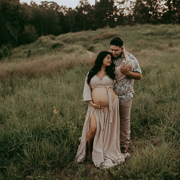 Raleigh NC maternity and newborn photographer review