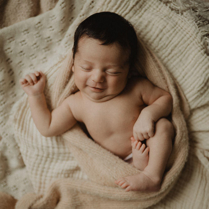 Raleigh NC maternity and newborn photographer review