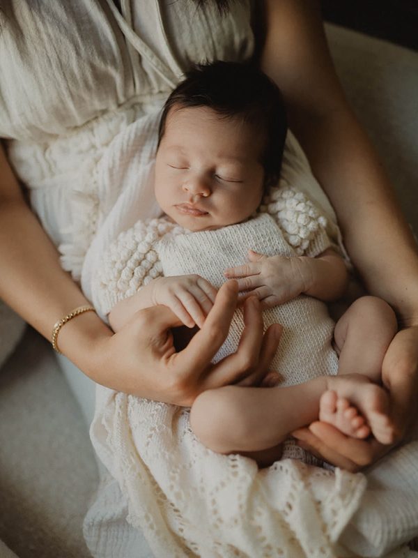 Lifestyle newborn photography by Victoria Vasilyeva Photography – Cary, NC newborn photographer.